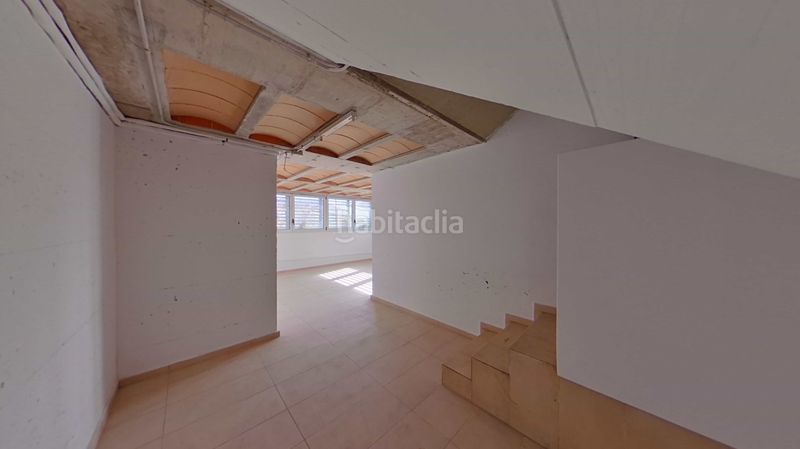 Foto ad353baa-20e3-4b0a-be7b-e3f5f7c4ed47. Casa amb piscina a Canovelles