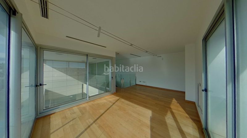 Foto af8d06bd-e20d-4b48-9132-6b6ca9912bbd. Casa amb piscina a Canovelles