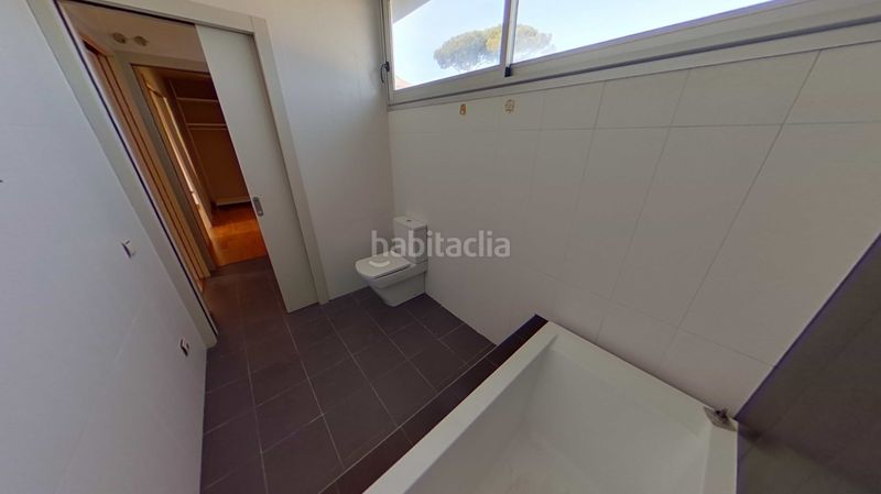 Foto e551ced6-5cbb-4baa-b060-dfa8aa3834bd. Casa amb piscina a Canovelles