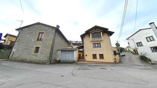 Casa  Pesues