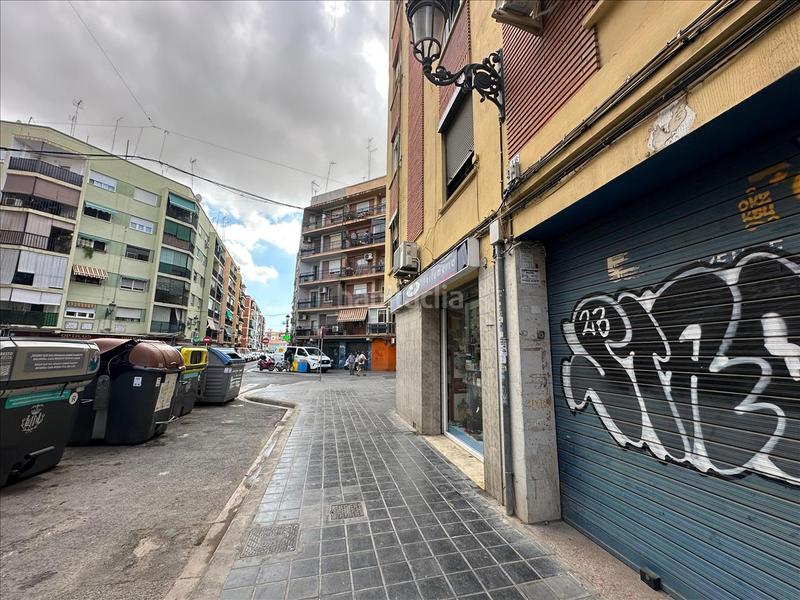 Foto 4439f616-cca1-48ba-beb3-409ac3d8e482. Local commercial dans L´Hort de Senabre Valencia