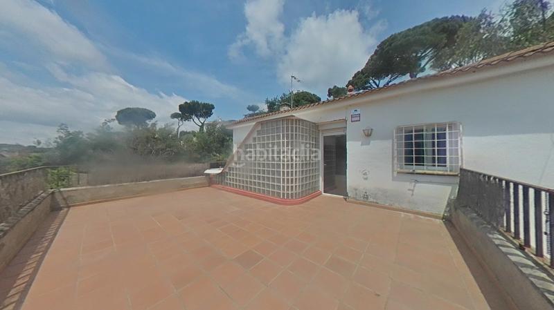 Foto ae26eaab-6cd9-4e87-b6aa-e9788dc9f21a. Chalet con parcheggio piscina in terrabrava - Tordera parc Tordera