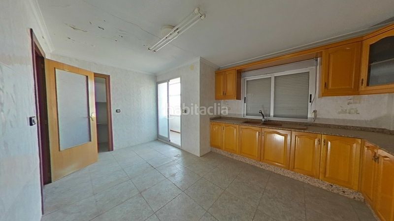 Foto cba65082-b299-43a3-a171-91ce785d36e8. Pis a Pinoso