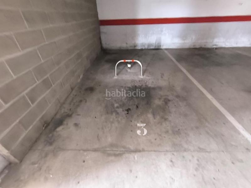 Foto aaa13cff-6fc5-417f-ab1e-f766d7df68c2. Parking coche en Torreforta Tarragona