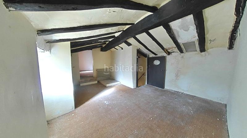 Foto 05ce6057-a68c-45fd-87c7-ef93b0c64929. Semi detached house with heating in Galar