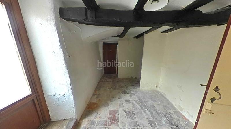 Foto 530547fb-82de-48f8-8ac0-033c292eed86. Semi detached house with heating in Galar