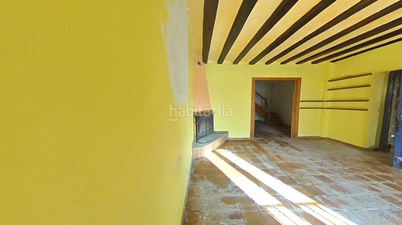 Foto 6e415bd0-a7a8-49c6-afae-2ae501efeb13. Semi detached house with heating in Galar