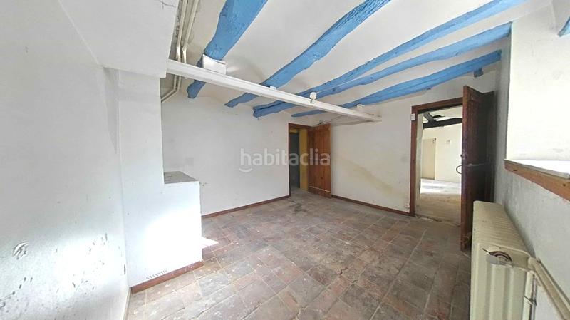 Foto ae8e8db9-dd14-403d-9ade-f47d238c82c8. Semi detached house with heating in Galar