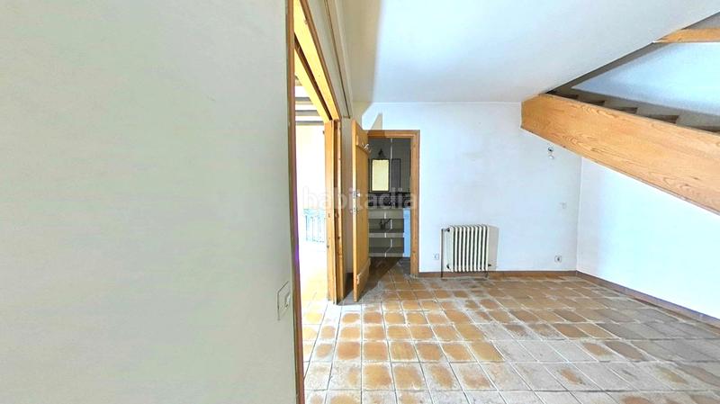 Foto c9effaea-5877-4f22-82f6-35dfb0e5324b. Semi detached house with heating in Galar