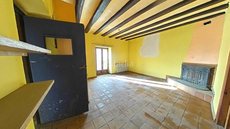 Foto cdba9cd9-ae75-42e2-81d8-e16c3ff974d4. Semi detached house with heating in Galar
