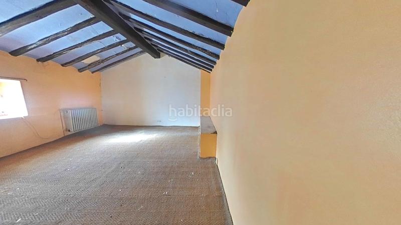 Foto dc2da546-05e5-4ade-ab67-38c2cd22f920. Semi detached house with heating in Galar