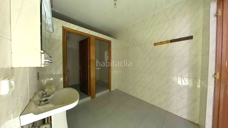 Foto 1d4d7595-f065-4e40-87fe-8a91602dd38f. Local comercial a Algemesí