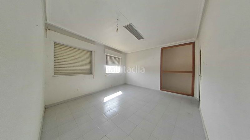 Foto 301d360c-094e-4043-b091-8d79f4bf5e56. Local comercial a Algemesí