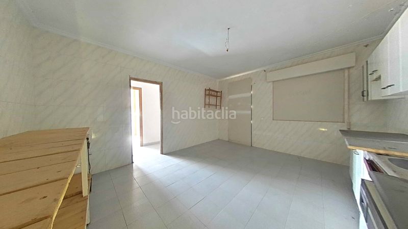 Foto bdc0bf10-77a6-446a-a6de-3f05be8016e4. Local comercial a Algemesí