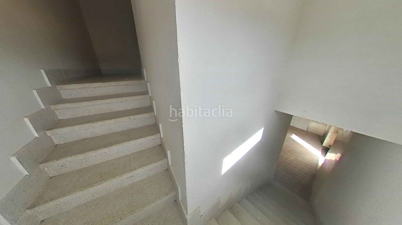 Foto d69bf0f7-f8e6-4314-8ecb-90412f6ef383. Local comercial a Algemesí