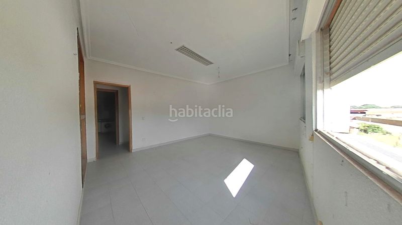 Foto df4856c7-9ef5-49ec-aac8-179fbe2e3140. Local comercial a Algemesí