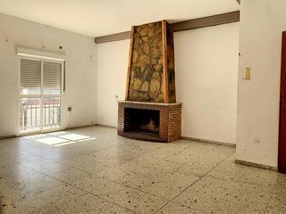 Casa adossada  Tomas breton