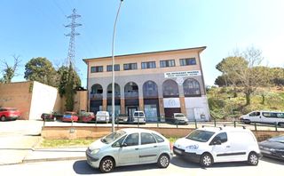 Business premise  Avellaners