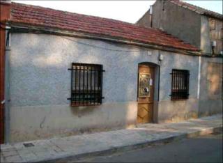 Casa adossada  Calle virgen 55 portal 39   puerta 0