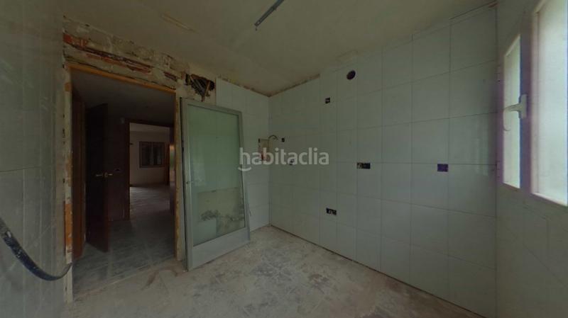 Foto fdd8b924-a329-443e-93b1-c8eb1cb05947. House with parking pool in Los Ángeles de San Rafael Espinar (El)