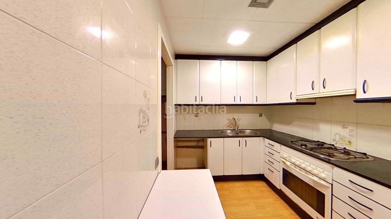 Foto 458fd924-91a4-4bed-930e-35b2df5959c1. Pis a Poblenou Barcelona