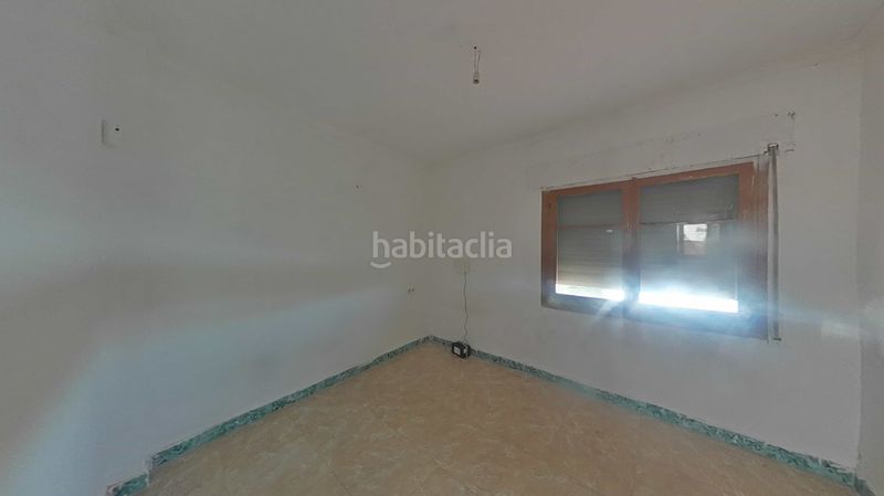 Foto 373f8f94-5a6c-4156-b6c0-a9d852294439. Casa a Deltebre