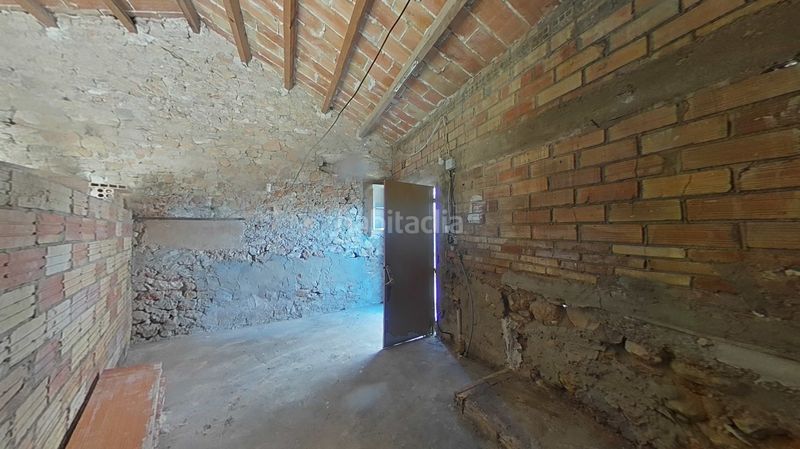 Foto 4d9a534a-db20-430a-a3a5-7eda8f2d471c. Casa a Deltebre