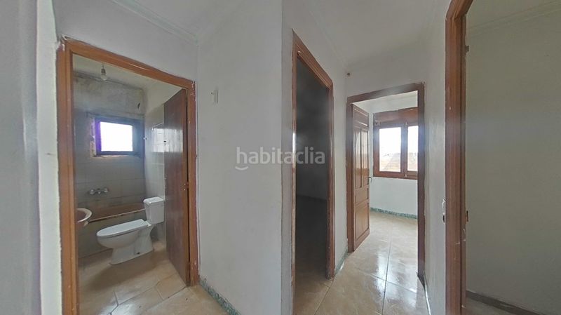 Foto c877e8f2-0988-4b37-a7b3-1eb9f77923bc. Casa a Deltebre