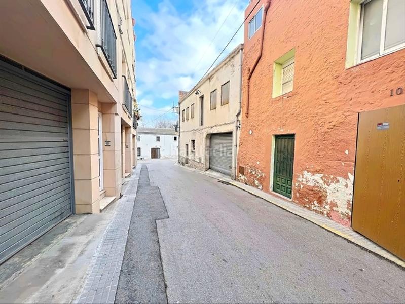 Foto e15cc222-4084-436e-b566-7a78dd50fe66. Casa adosada en Llorenç del Penedès