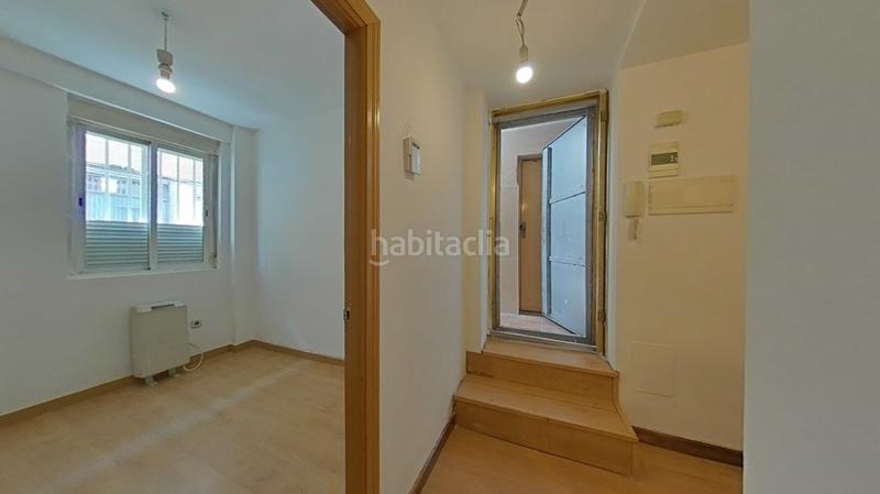 Foto 0b5fa586-8388-4aad-ac3c-49a2d5192b46. Pis a Villaverde Alto Madrid
