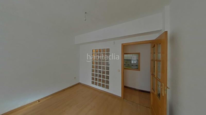 Foto 3e2f28ea-9a93-4df5-8c83-1fb51a86f169. Pis a Villaverde Alto Madrid