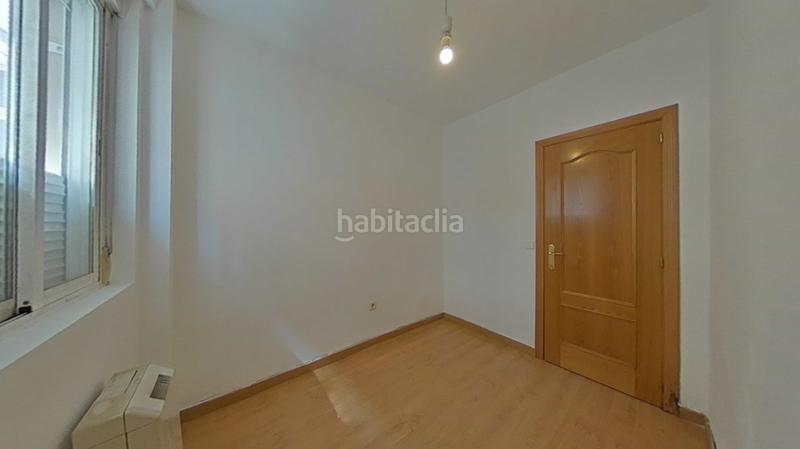Foto 455c82b9-4e4e-48f9-a14a-0305df3d9cb0. Pis a Villaverde Alto Madrid