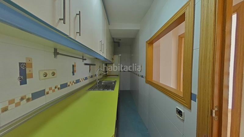 Foto 7d625347-a662-414c-a8fc-7370e8be2ea8. Pis a Villaverde Alto Madrid