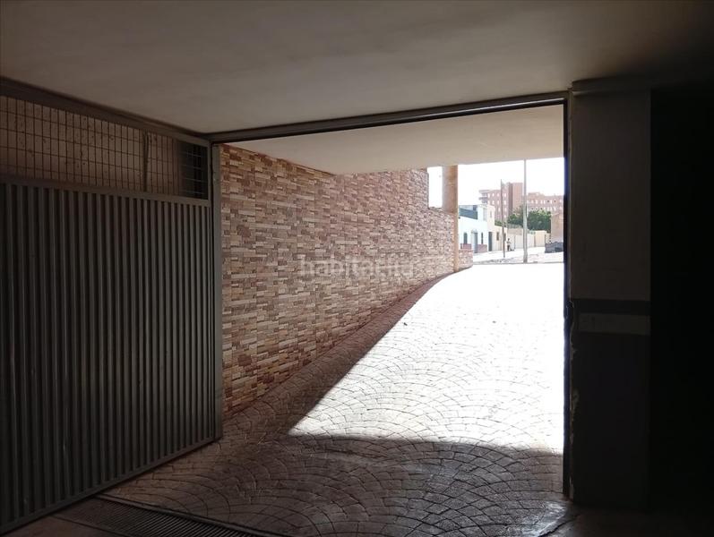 Foto 7497aba8-7bf4-4fa6-9fcc-b6cb843b65d0. Aparcament cotxe a Las Cabañuelas Vícar