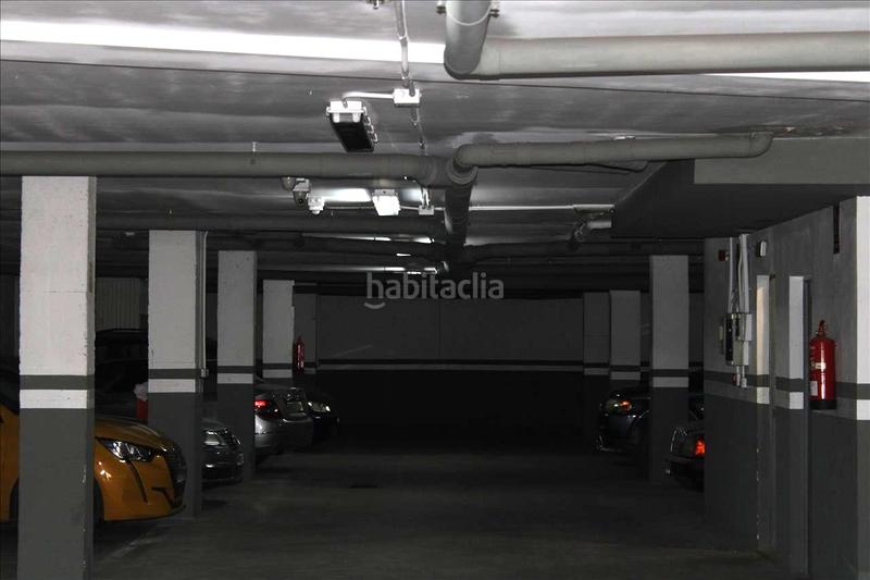 Foto 46abcb39-6500-4ec2-9086-4828a7a90a08. Car parking in Las Cabañuelas Vícar