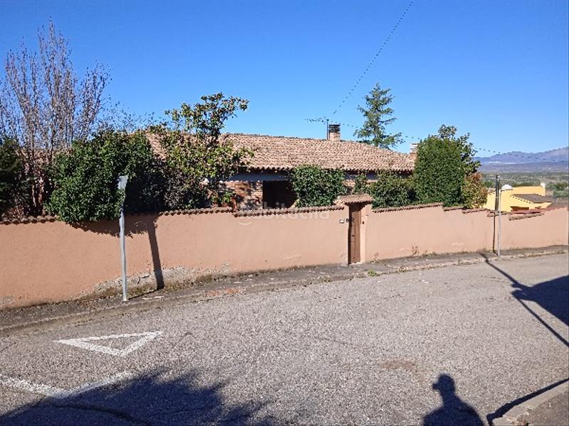 Foto 9a135dac-9201-42fe-9b4e-7f2b8db82f9f. Casa in Uceda