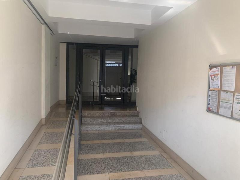 Foto c23b6eab-ed9b-4430-878f-b47027bcc522. Local commercial dans Imperial Madrid