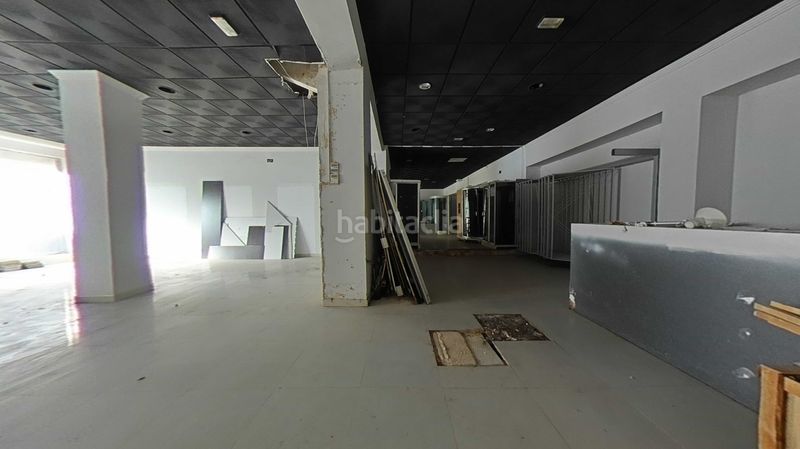 Foto 93dd6992-c54c-4925-a613-759278cb17da. Local comercial a Centro Elda