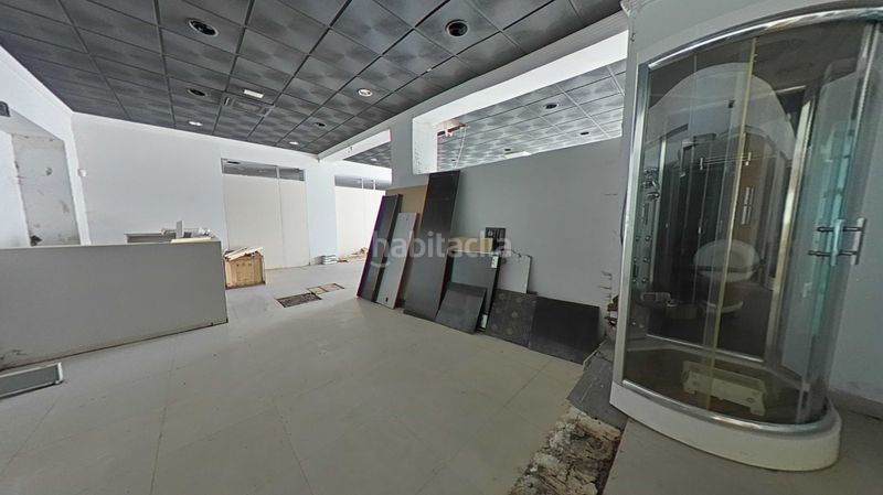 Foto c3402357-a52f-48dc-86ec-fb3c027e5077. Local comercial a Centro Elda