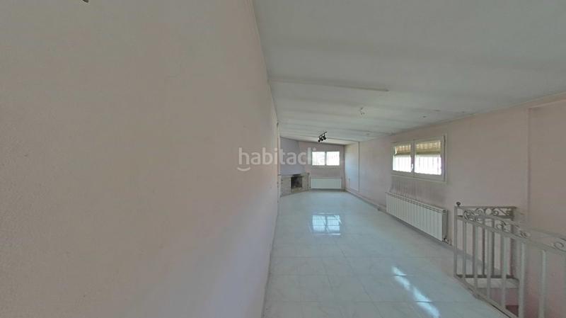 Foto a093450c-1e02-4769-8d6e-1da421fba0d2. Xalet amb aparcament a Fonollosa