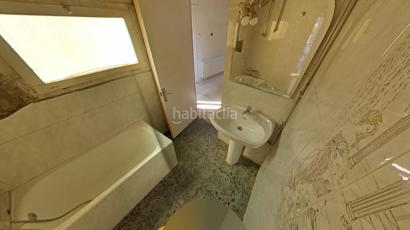 Foto ba75603c-3ef2-49eb-98e0-01c5c1b86a9a. Xalet amb aparcament a Fonollosa