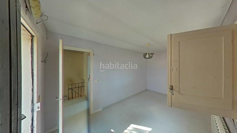 Foto f245a568-b519-496e-8f05-1081c25264eb. Xalet amb aparcament a Fonollosa