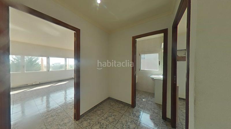 Foto a7c99e21-e6e9-4061-86cd-099f4a0a23dc. Nave industrial en Puigpelat