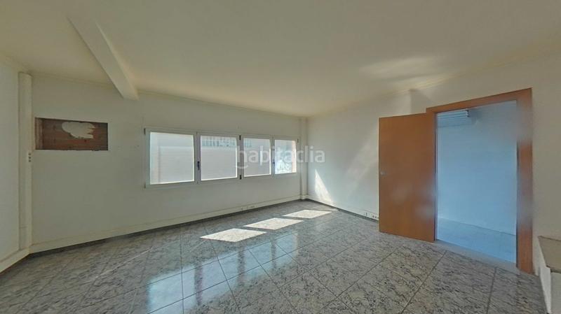 Foto bab10c39-b49e-4c0b-807b-4dd00c1113b3. Nave industrial en Puigpelat