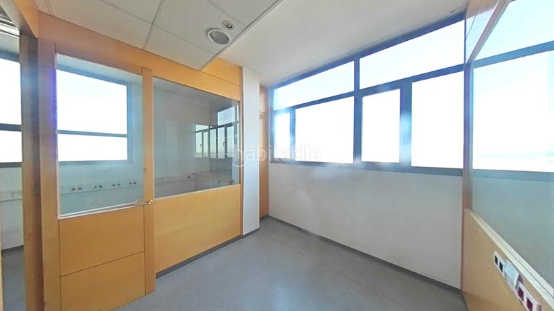 Foto 5546f061-6b60-4115-a253-f7b3133ef6e3. Local comercial en Can Borrell Mollet del Vallès