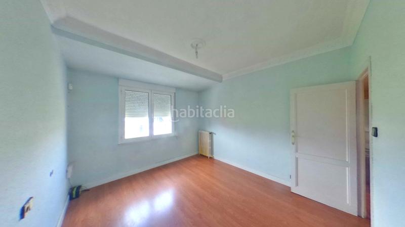 Foto 3154029e-03f1-4400-b0ab-bb43c4bda3a7. Flat with heating in Centro Ponferrada