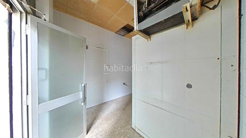 Foto f64db8a7-bc11-4927-8aff-036bacdbd321. Locale commerciale in Llevant Reus