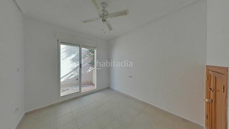 Foto 70e747c5-4871-46db-a133-ac871a0241e7. Reihenhaus mit parking in Villamartín-Las Filipinas Orihuela