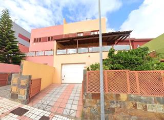 Casa adossada  Calle aldea la 55