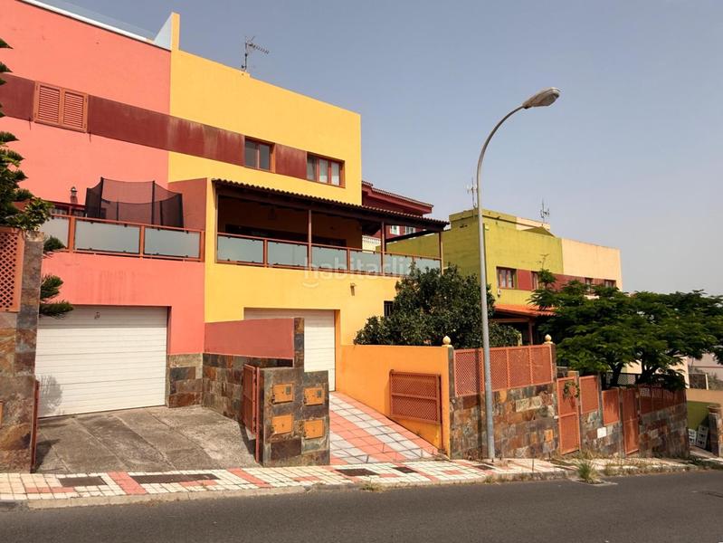Foto e294e100-f672-480b-bab5-6ca3c8c8b7dd. Semi detached house in Las Mesas - El Toscón Palmas de Gran Canaria (Las)